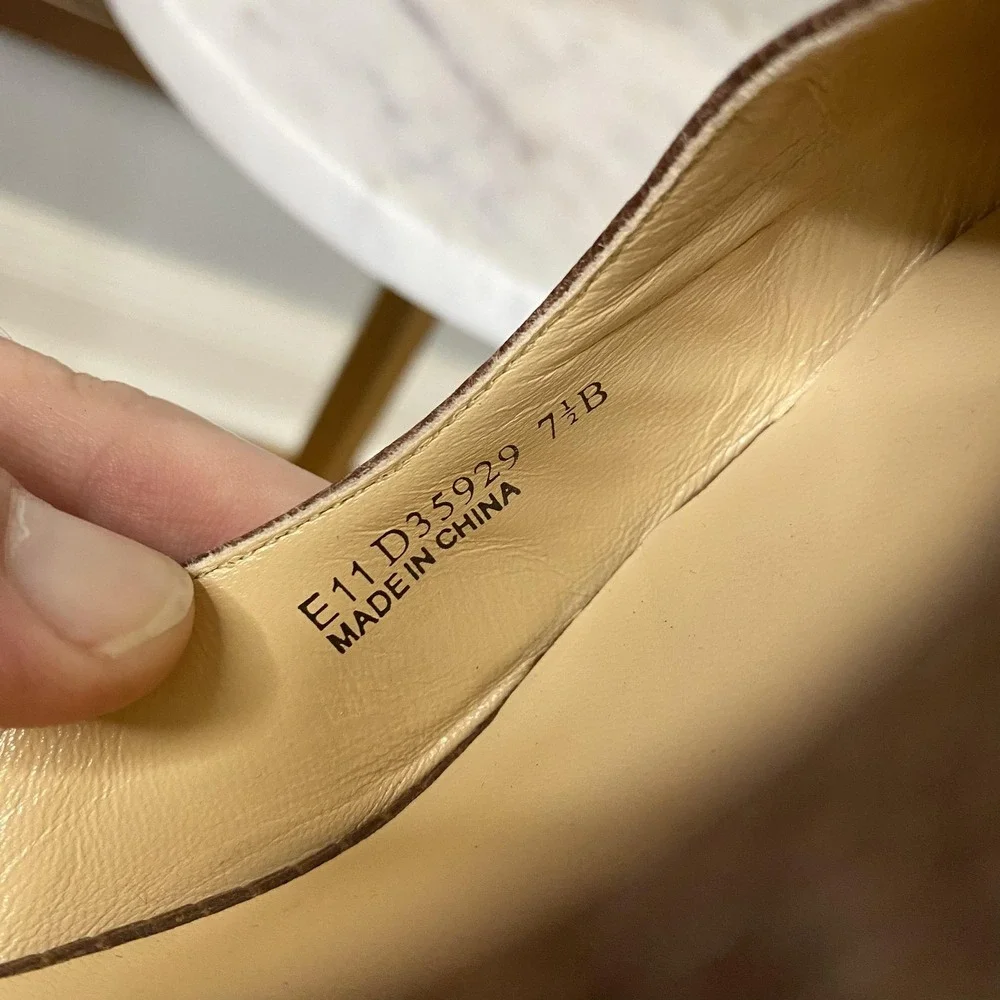Cole Haan Shoes Womens Size 7.5 Brown Leather Round Toe High Heel Textured Pumps